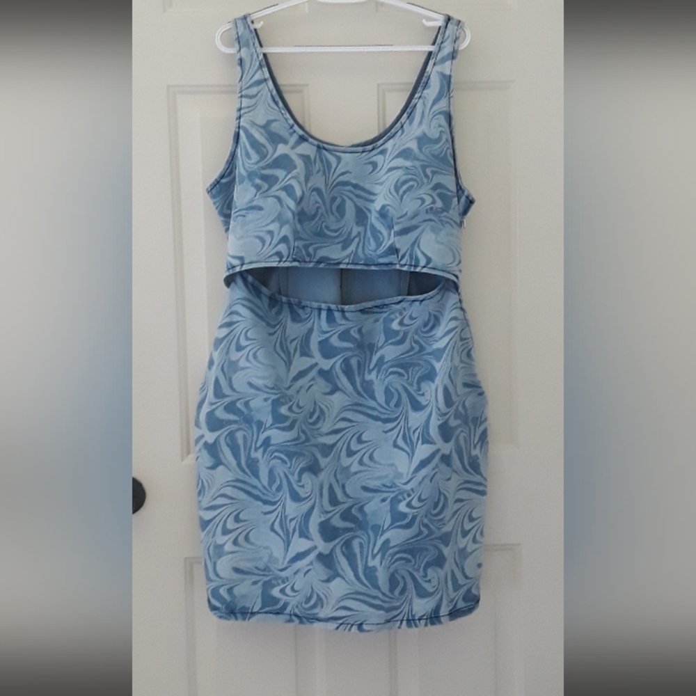 Forever 21. Denim Cut Out Dress. Size: 1X.